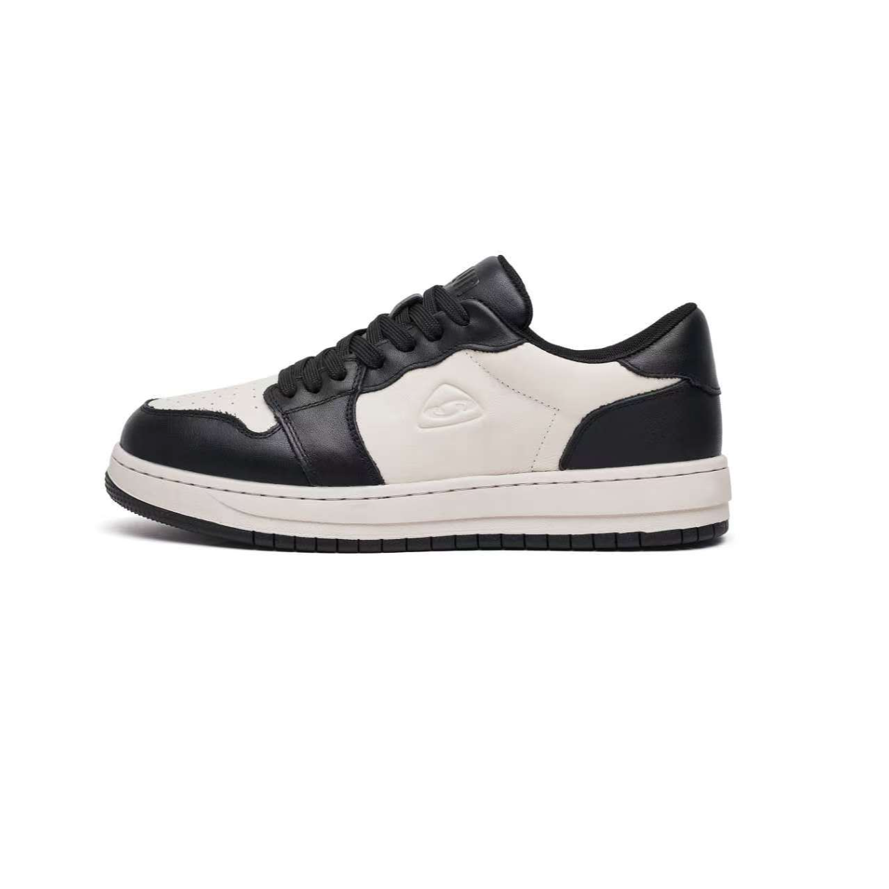 蛋壳熊猫 头层牛皮时尚秋冬款新款百搭男士经典休闲鞋子