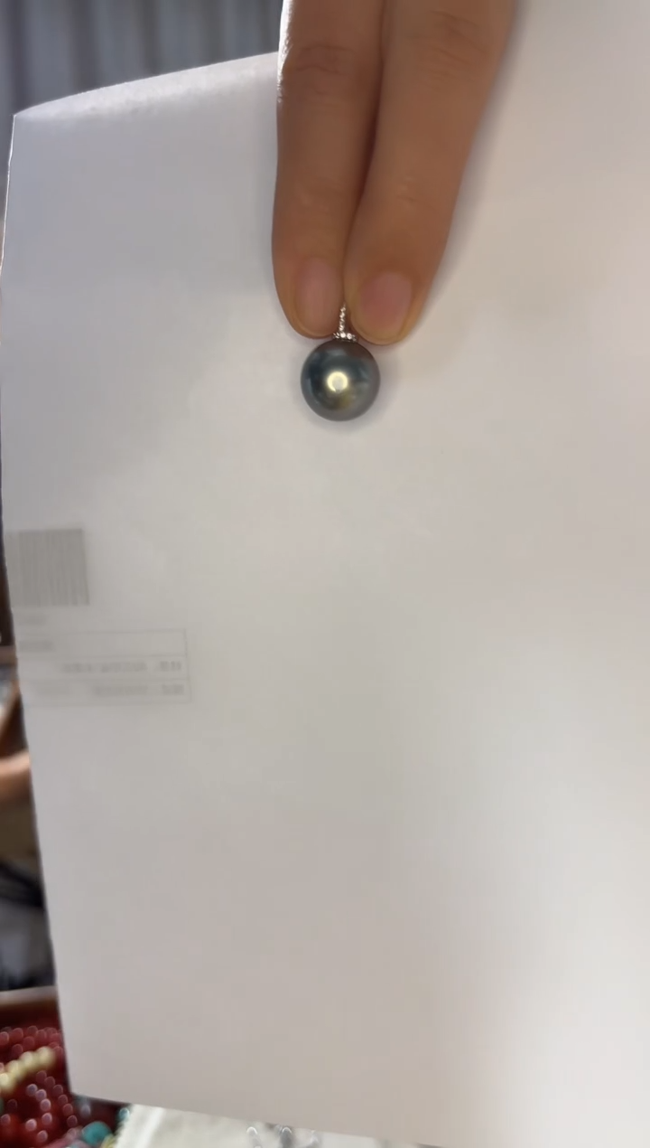 18K金镶嵌颈饰海水珍珠珍珠海水大溪地精品吊坠