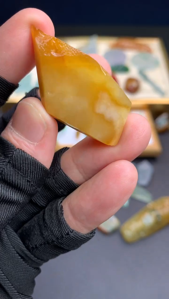 【闪购商品】定制翡翠未镶嵌            