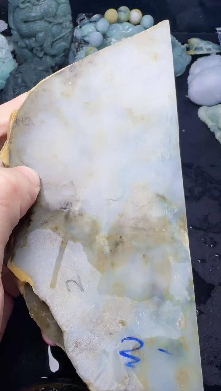 颈饰未镶嵌翡翠塔****V30
