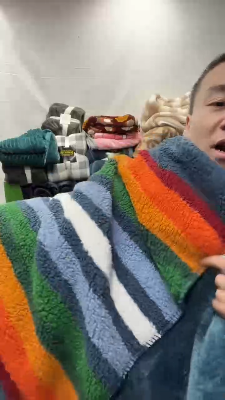 聚酯纤维2.2*2.4彩虹