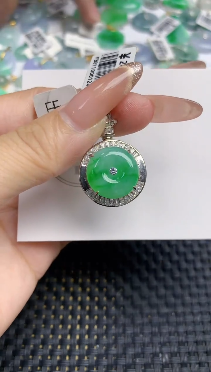 颈饰未镶嵌翡翠天然缅甸A货翡翠百元以上9元证书费自理