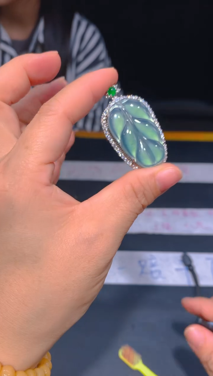 未镶嵌定制翡翠88定制翡翠—多样性发货（发其一）