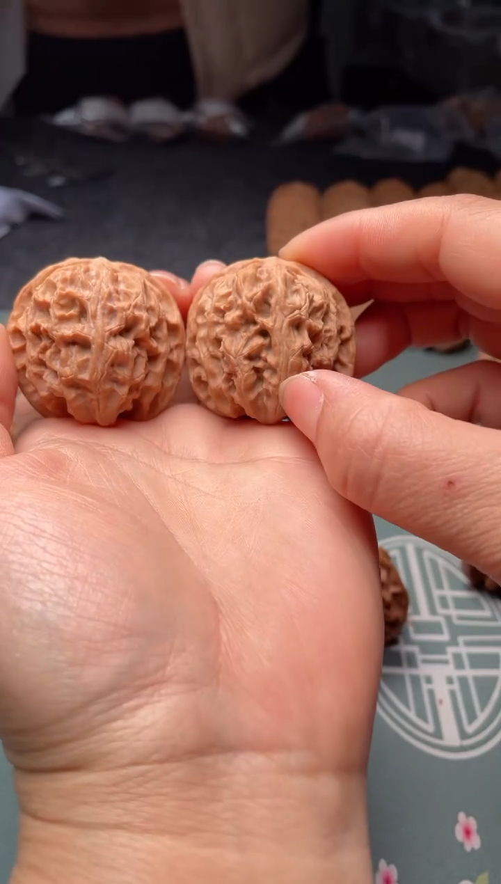 把件文玩核桃w146  苹果园 40尺