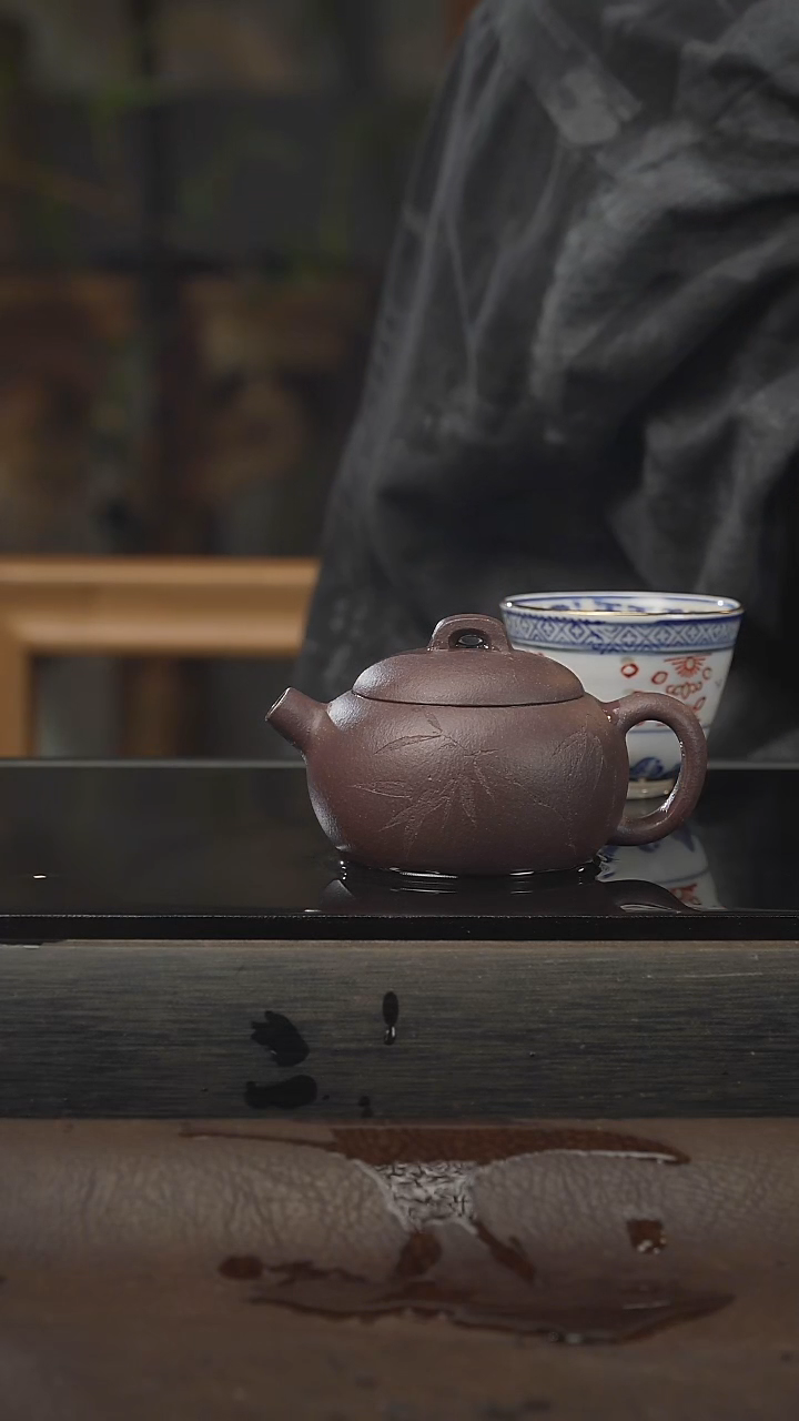 茶壶紫砂三*天巨轮，高温紫泥，100cc