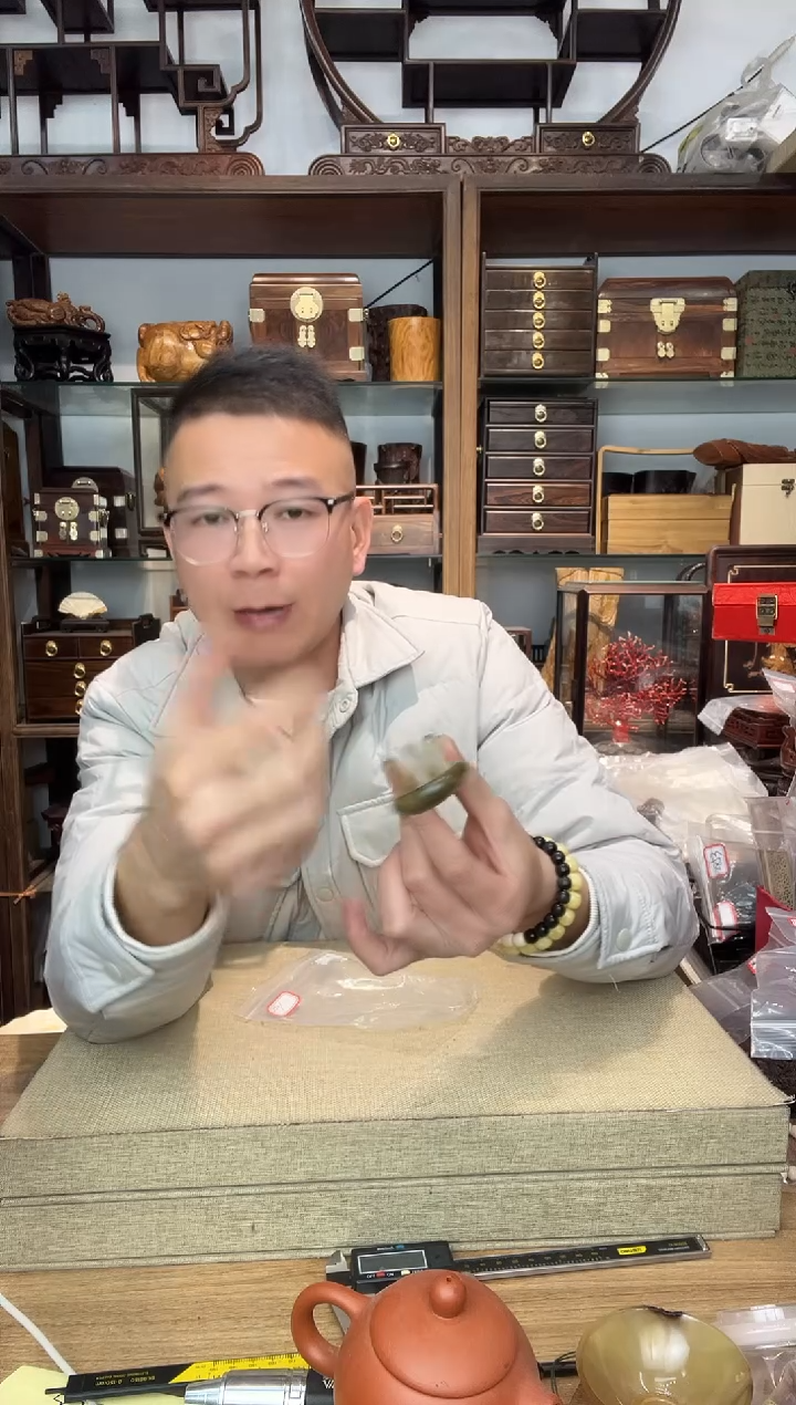 乌木类书架708绿檀嵌角宽齿梳