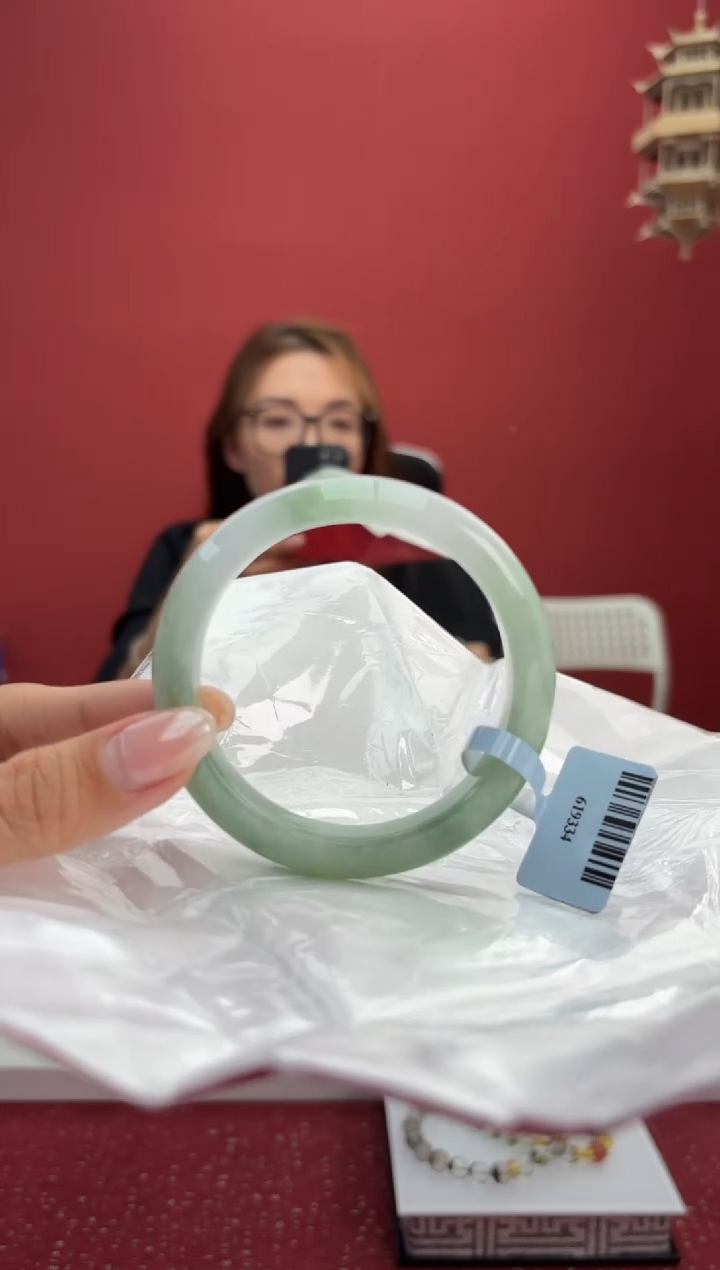 【闪购商品】翡翠手镯未镶嵌12手镯