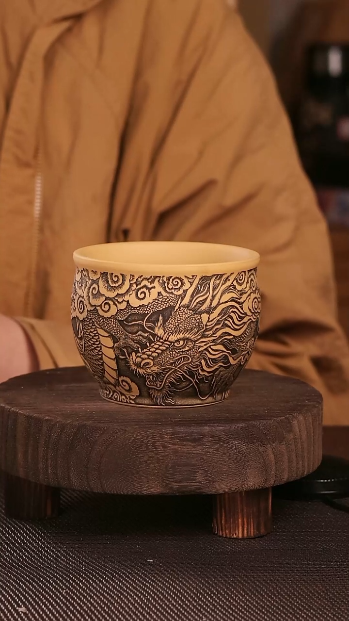 茶杯紫砂紫砂刻绘主人杯龙行天下