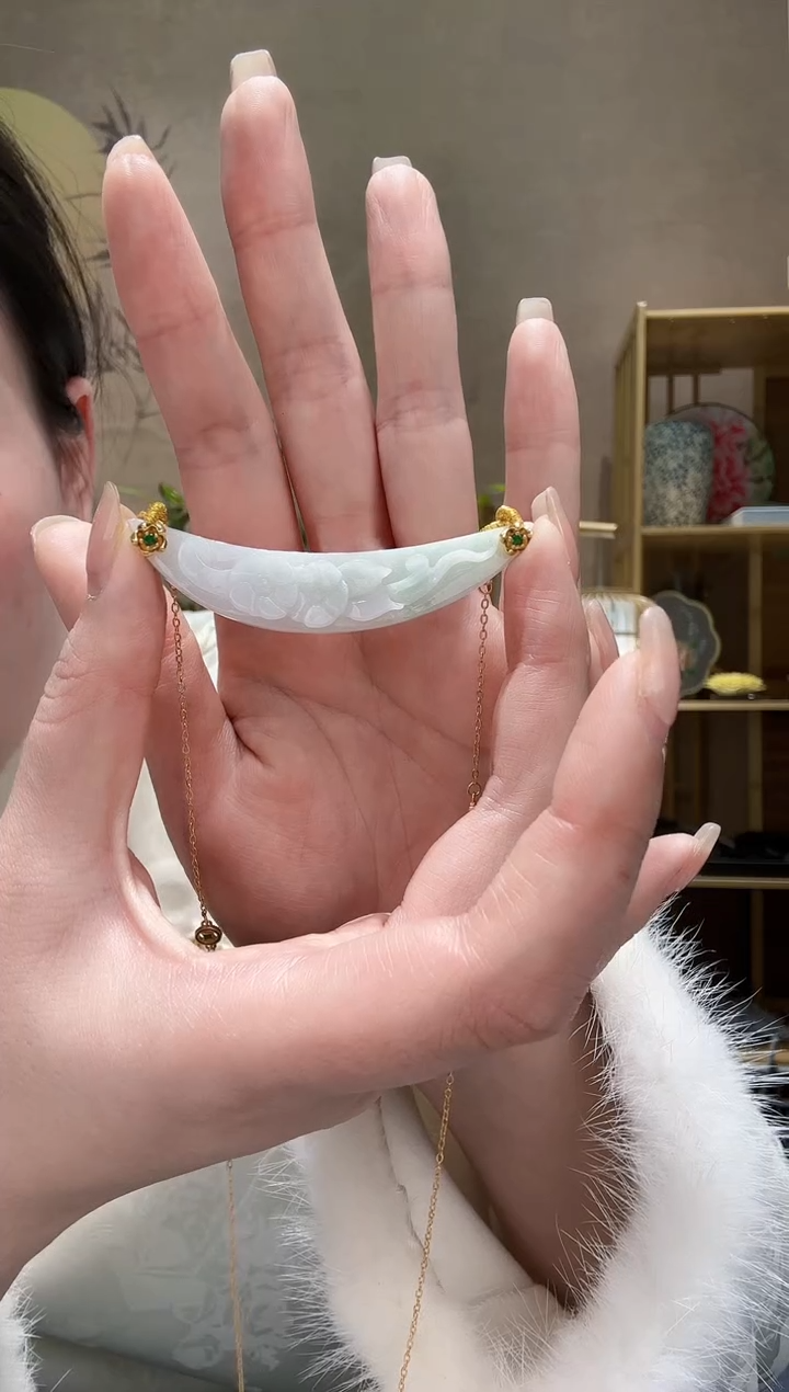 【闪购商品】翡翠颈饰未镶嵌吊坠