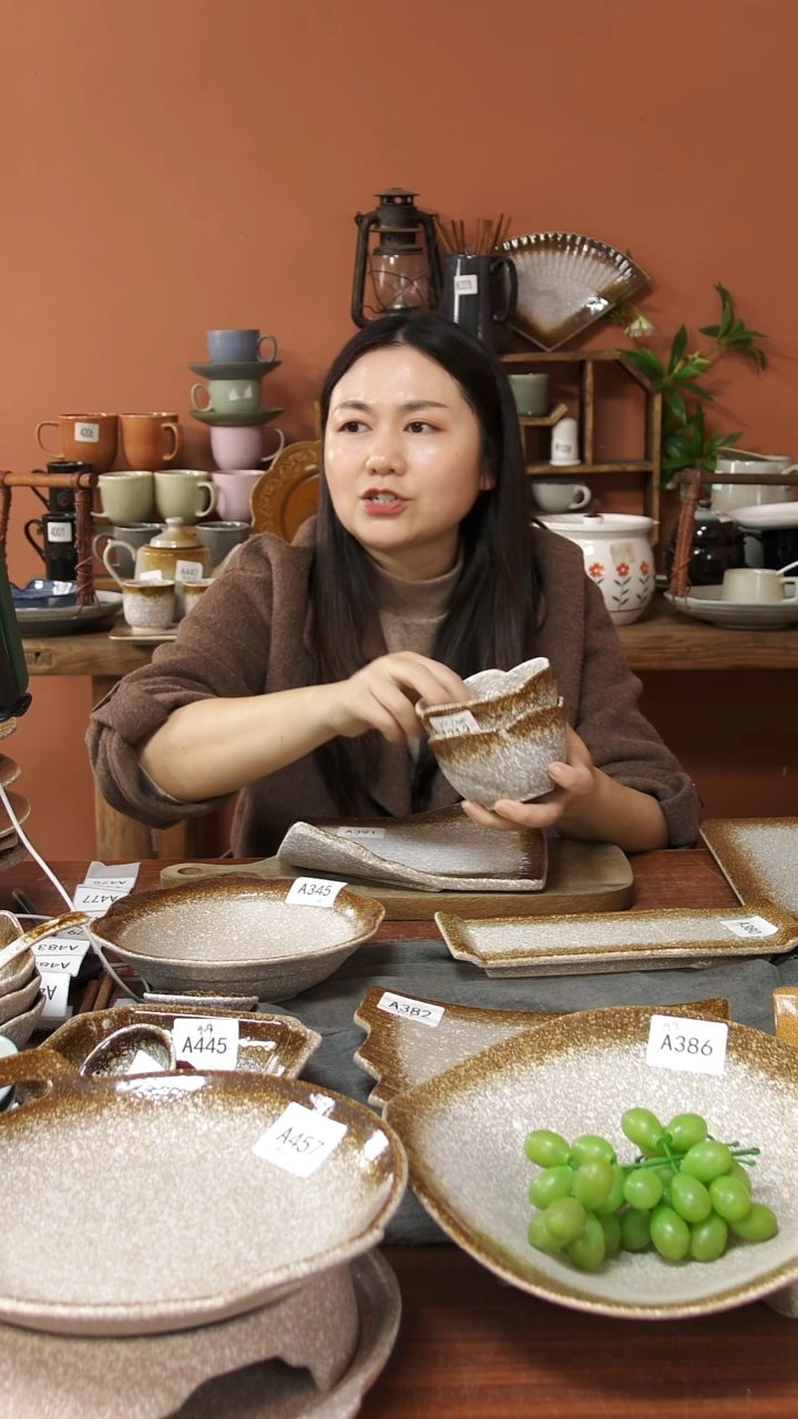 陶瓷两只陶瓷粗陶花边小碗两只可能微瑕