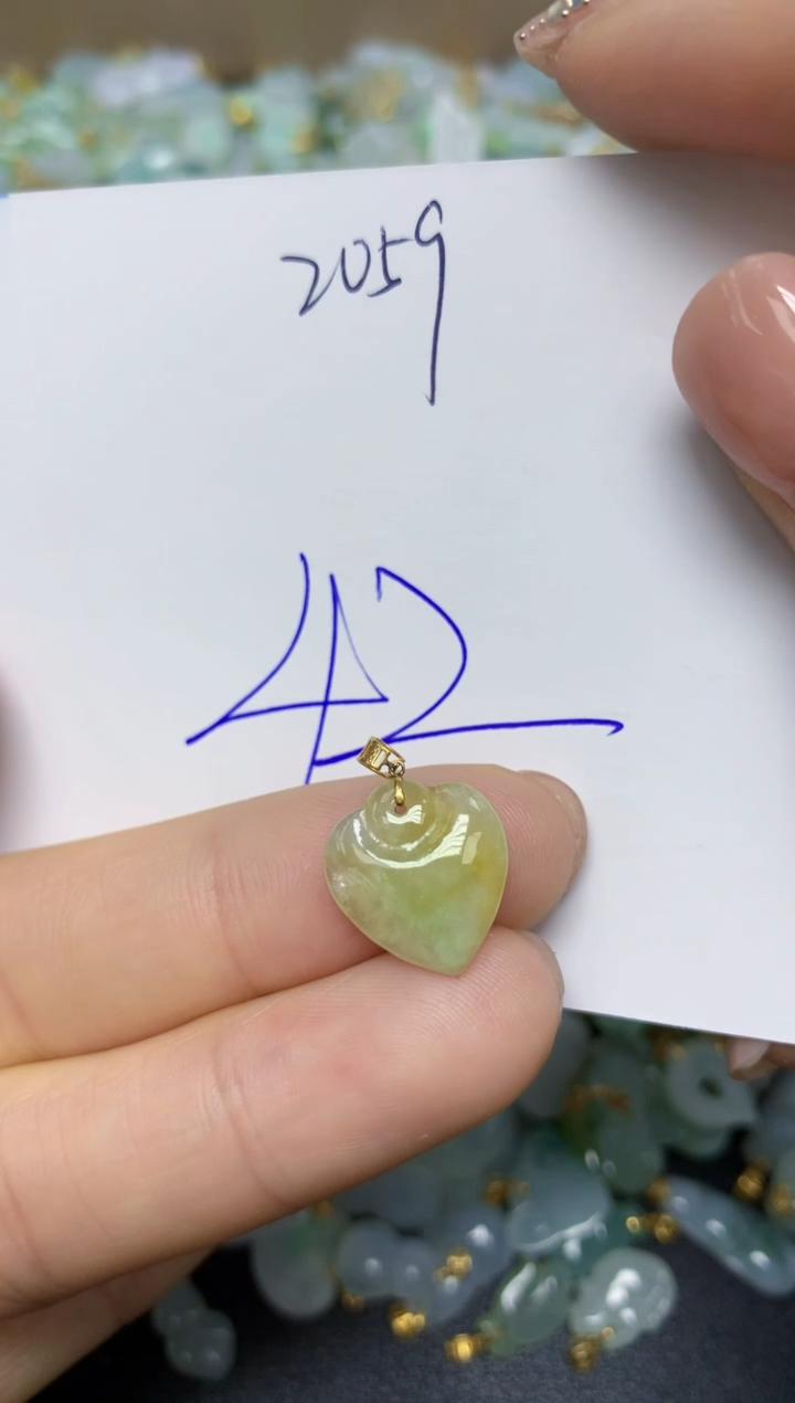 【闪购商品】翡翠挂件18K金镶嵌 天然翡翠A货