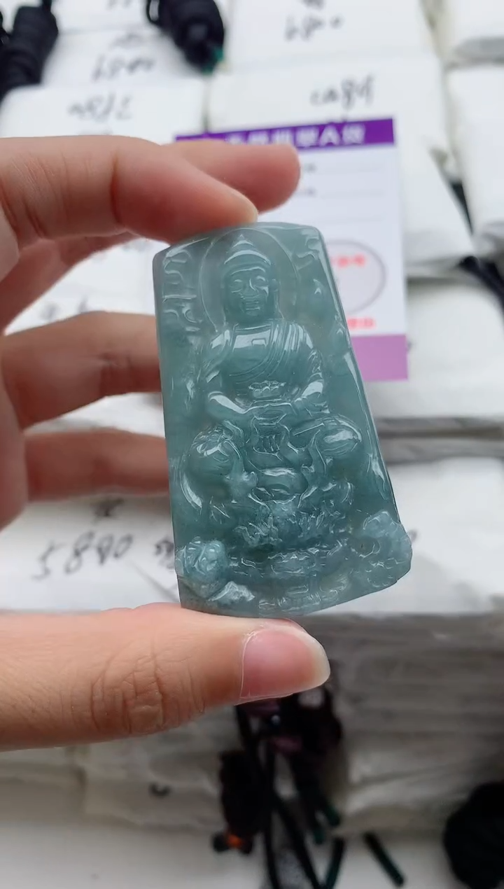 颈饰未镶嵌翡翠8