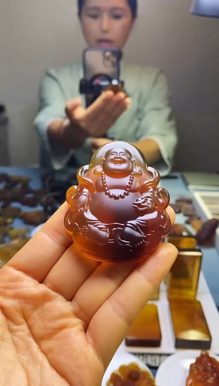 未镶嵌颈饰琥珀SN55-19（佛公）