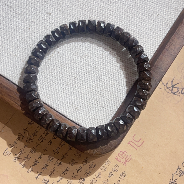 【珊木居】QT171 椰蒂锤纹药片单圈手串