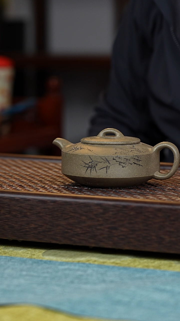 【闪购商品】紫砂茶壶扁石200毫升