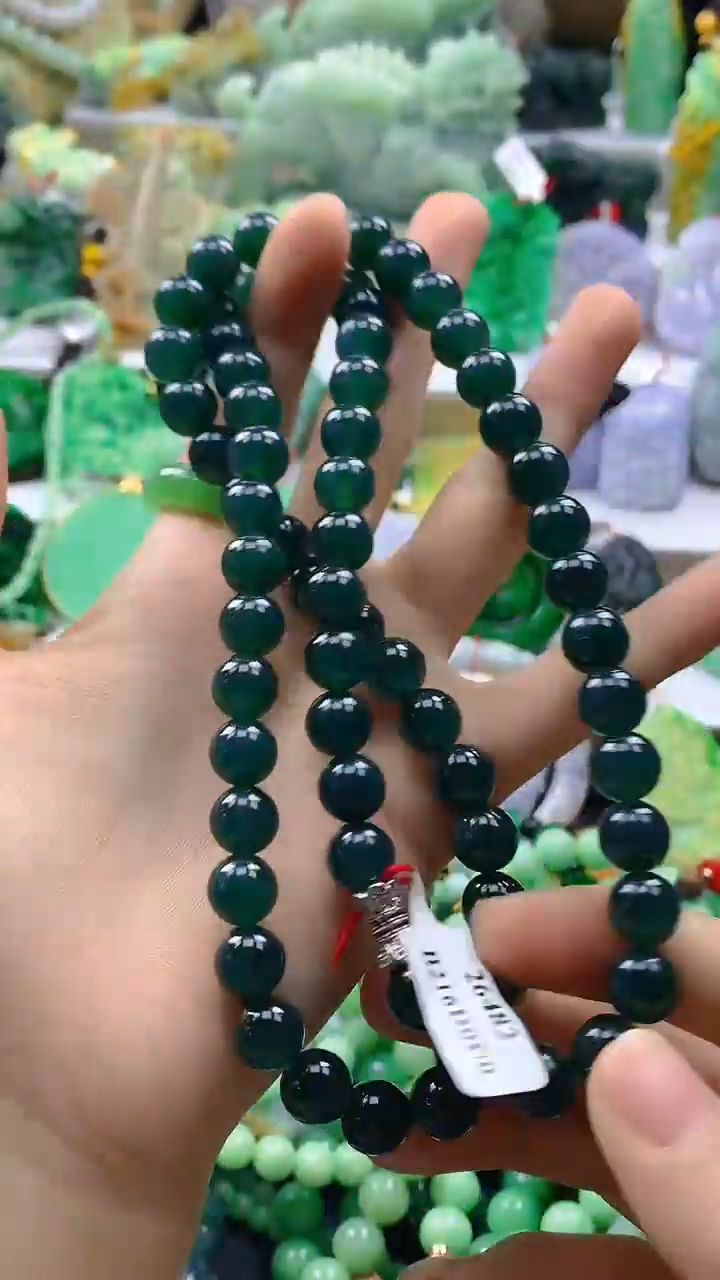 颈饰未镶嵌翡翠天然缅甸a货翡翠卡9+