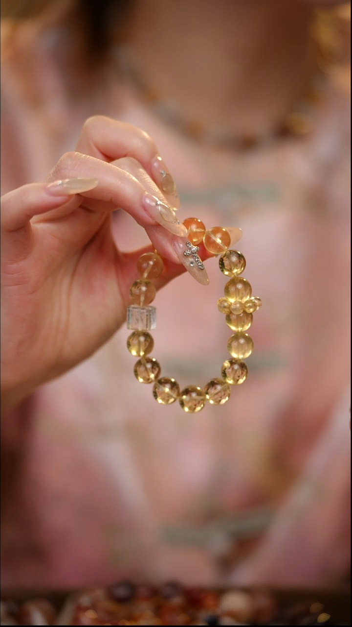 未镶嵌手链水晶黄水