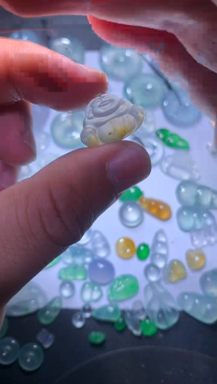 【闪购商品】翡翠颈饰未镶嵌佛公