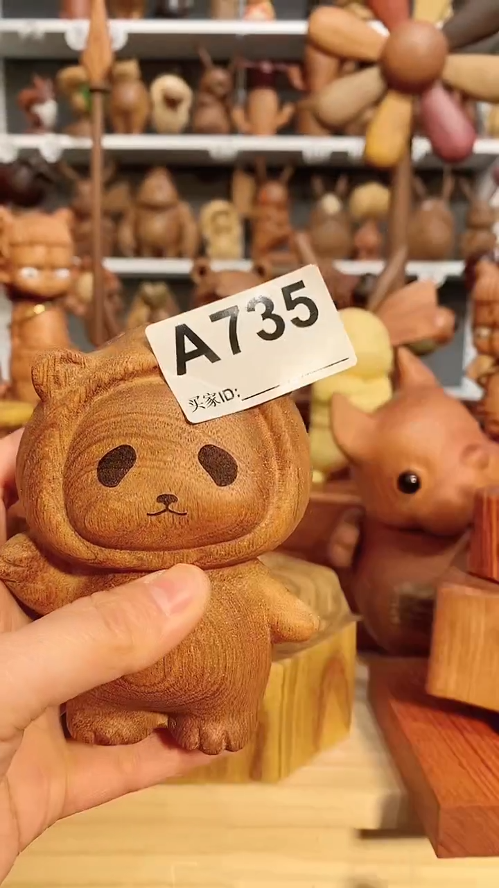 【闪购商品】木木雕摆件可爱卡通