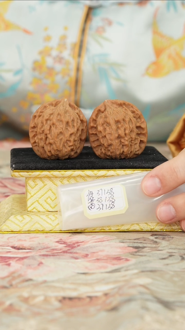 【闪购商品】文玩核桃把件非嫁接北京