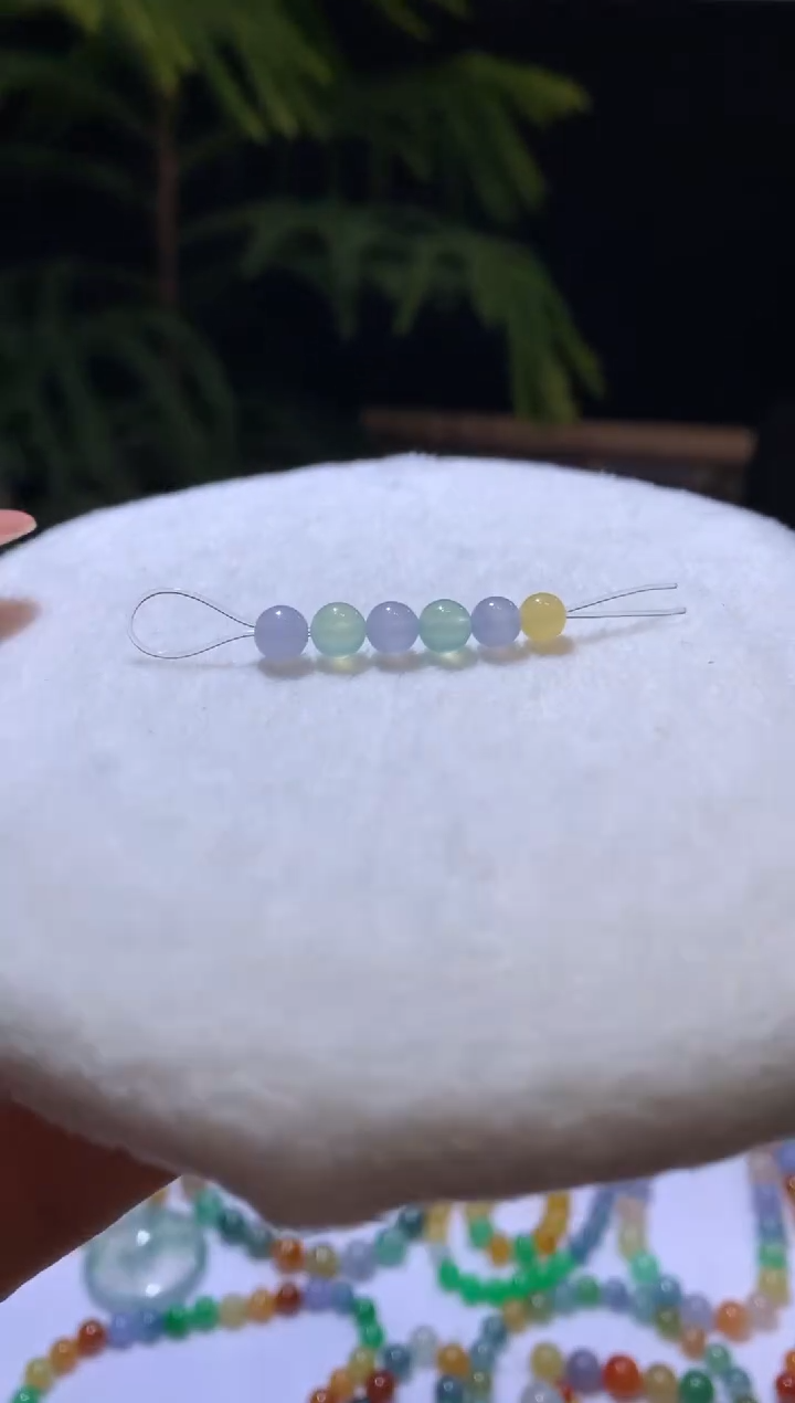 【闪购商品】定制翡翠未镶嵌5+珠子2800+280