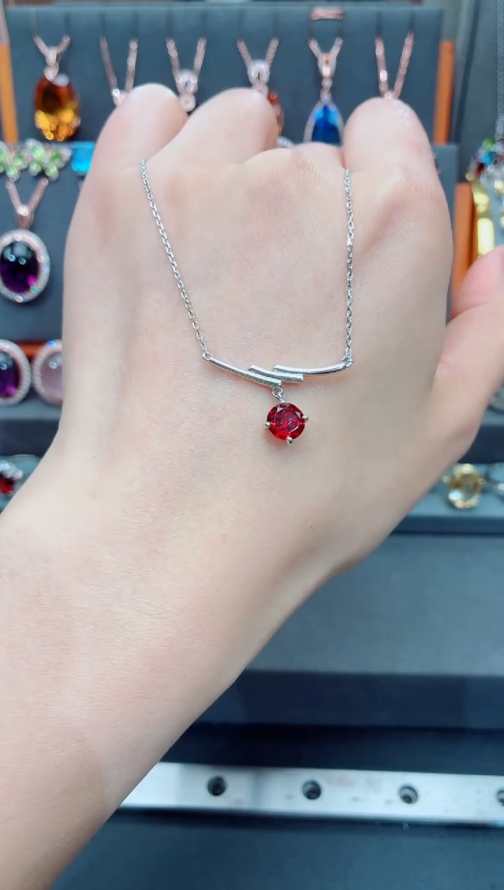 银S925镶嵌吊坠石榴石石榴石吊坠