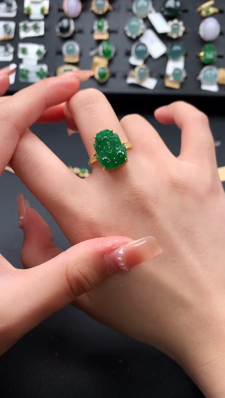 【闪购商品】翡翠戒指银S925镶嵌52141