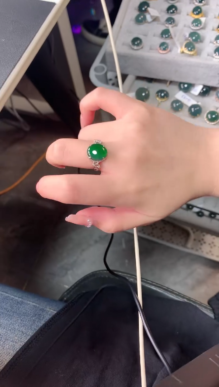 【闪购商品】翡翠戒指银S925镶嵌52141