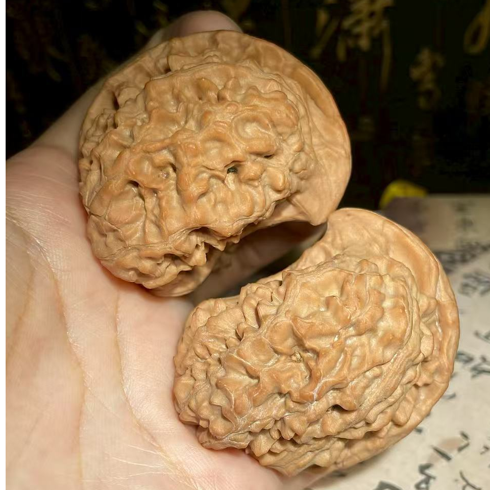 文玩核桃把件边80官帽座山雕