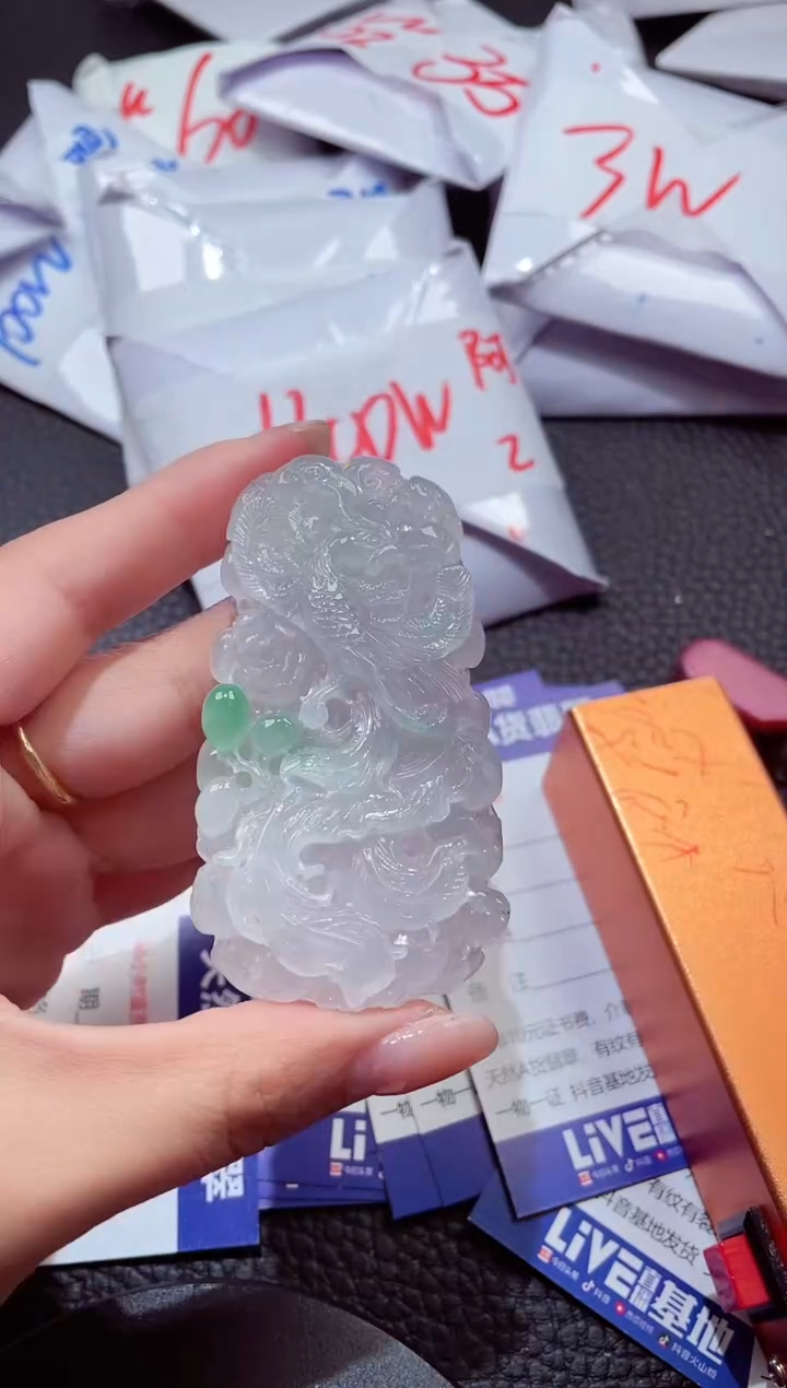 颈饰未镶嵌翡翠56486