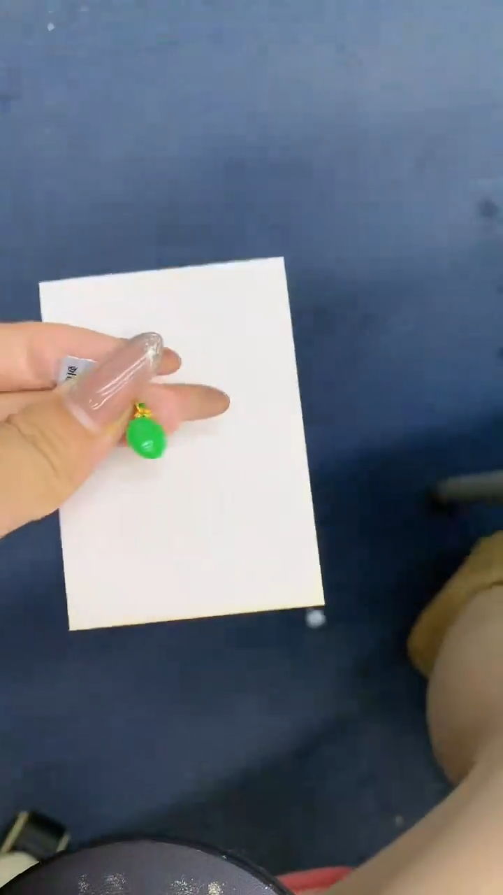 颈饰18K金镶嵌翡翠1