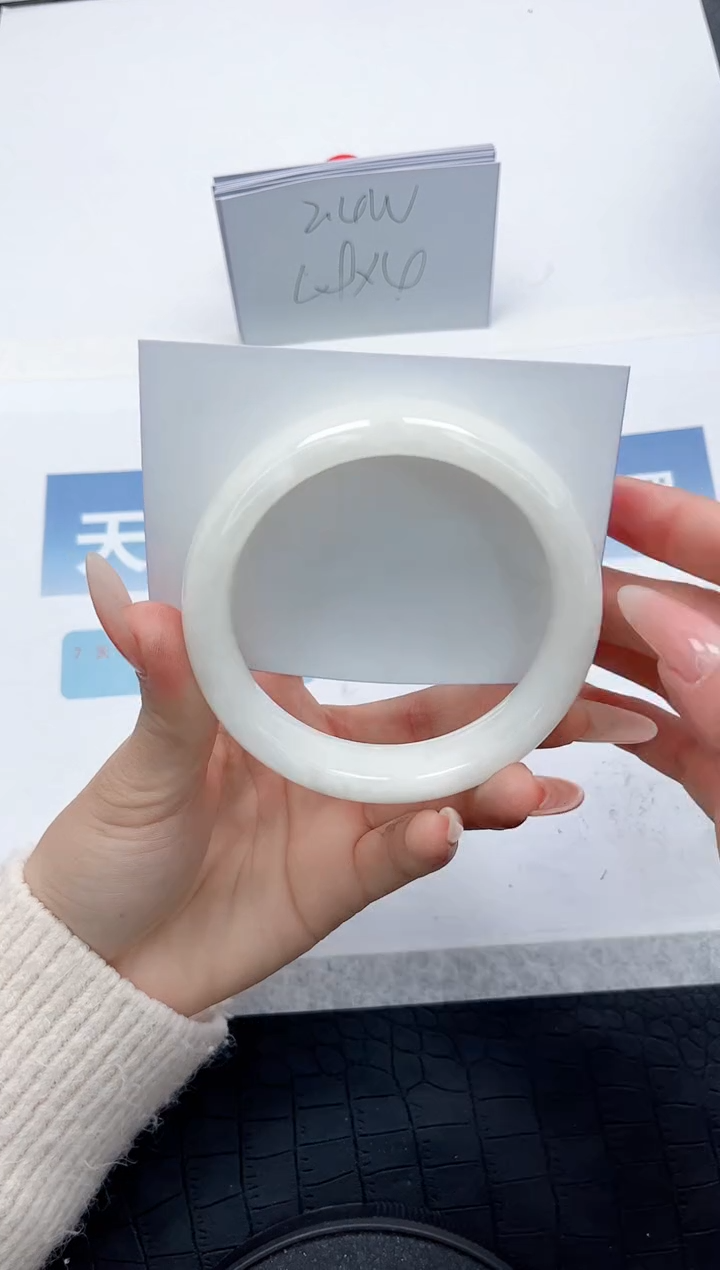 【闪购商品】和田玉手镯未镶嵌G295-60