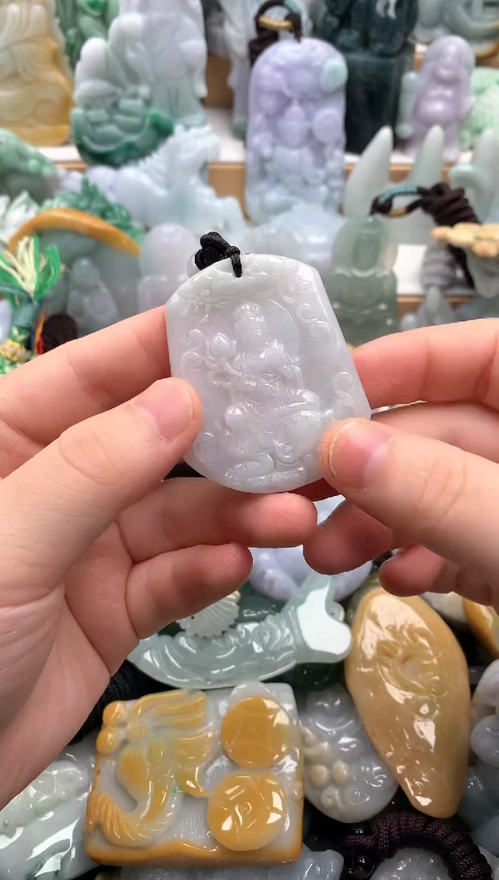 吊坠(不含链)未镶嵌翡翠1