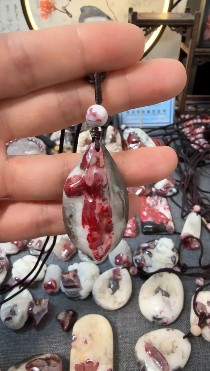 【闪购商品】天然辰砂大晶砂随行吊坠1