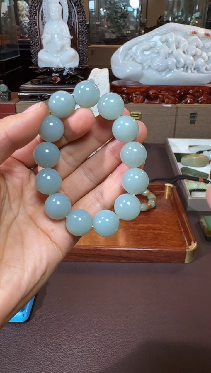 未镶嵌手链和田玉手链