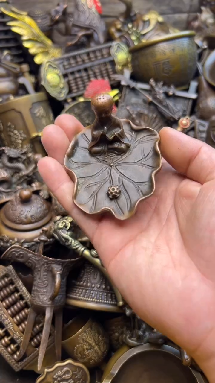 精美铜器，点击下单