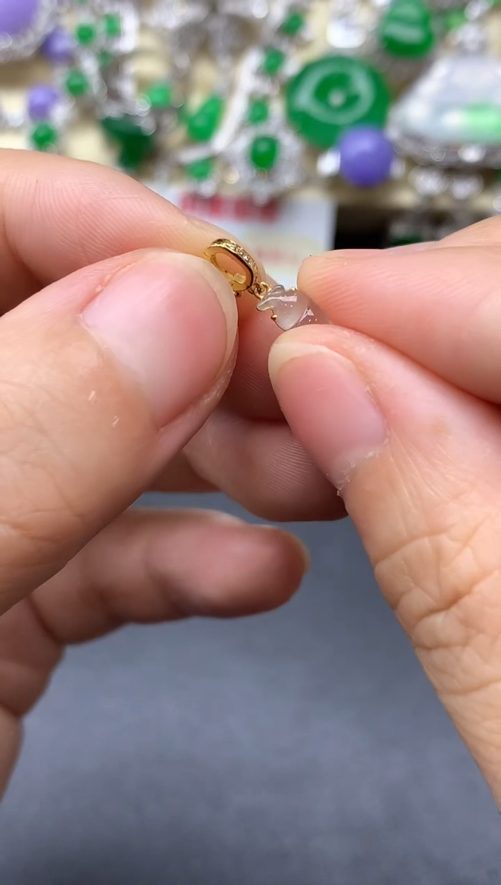 颈饰18K金镶嵌翡翠212中国好珍宝