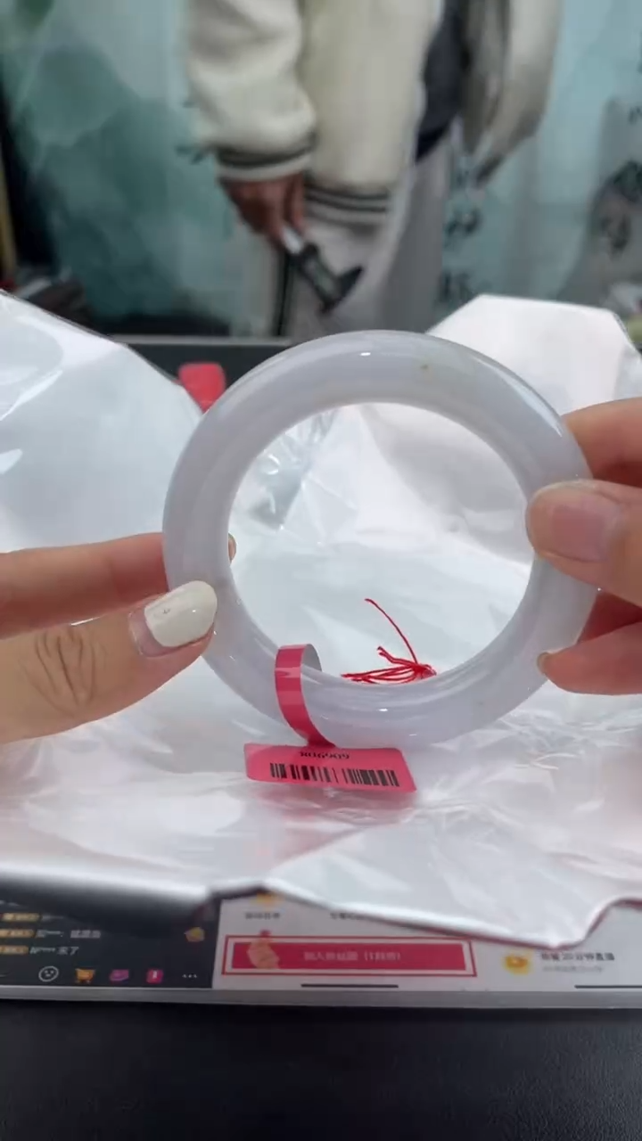 【闪购商品】翡翠手镯未镶嵌1翡翠手镯