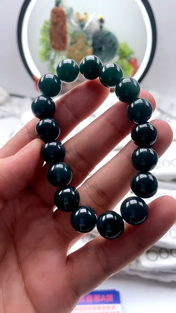 【闪购商品】翡翠颈饰未镶嵌手串