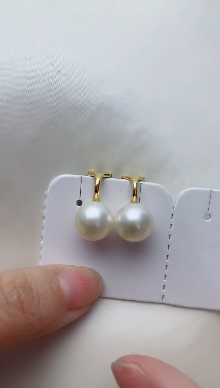 【闪购商品】淡水珍珠耳饰银S925镶嵌A4