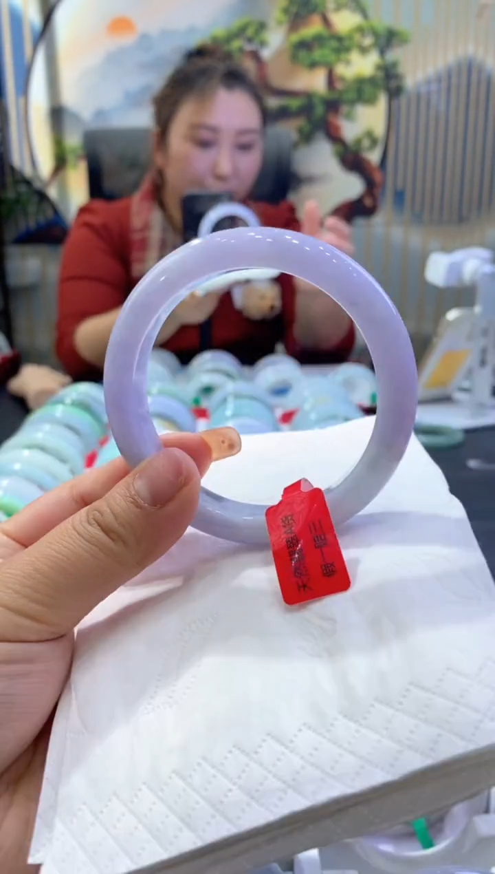 【闪购商品】翡翠手镯未镶嵌多人02531