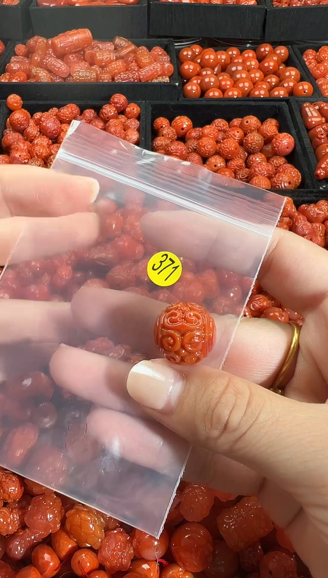 颈饰未镶嵌南红玛瑙1