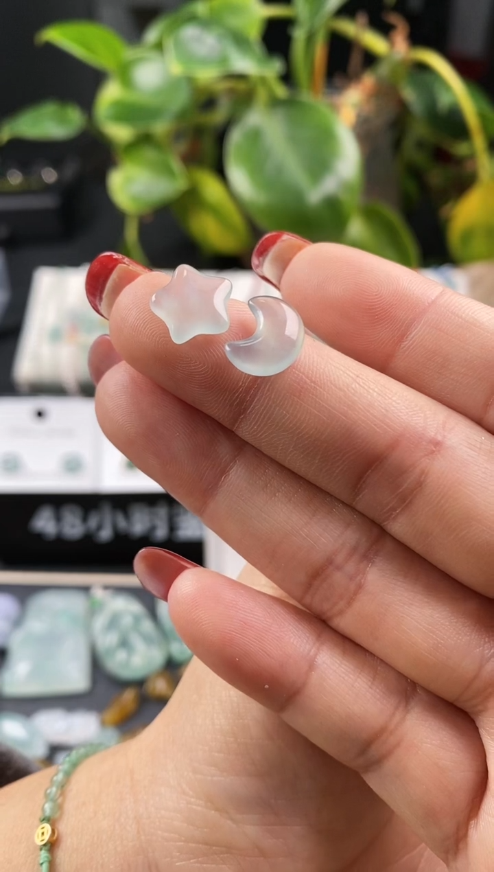 【闪购商品】翡翠裸石月亮星星