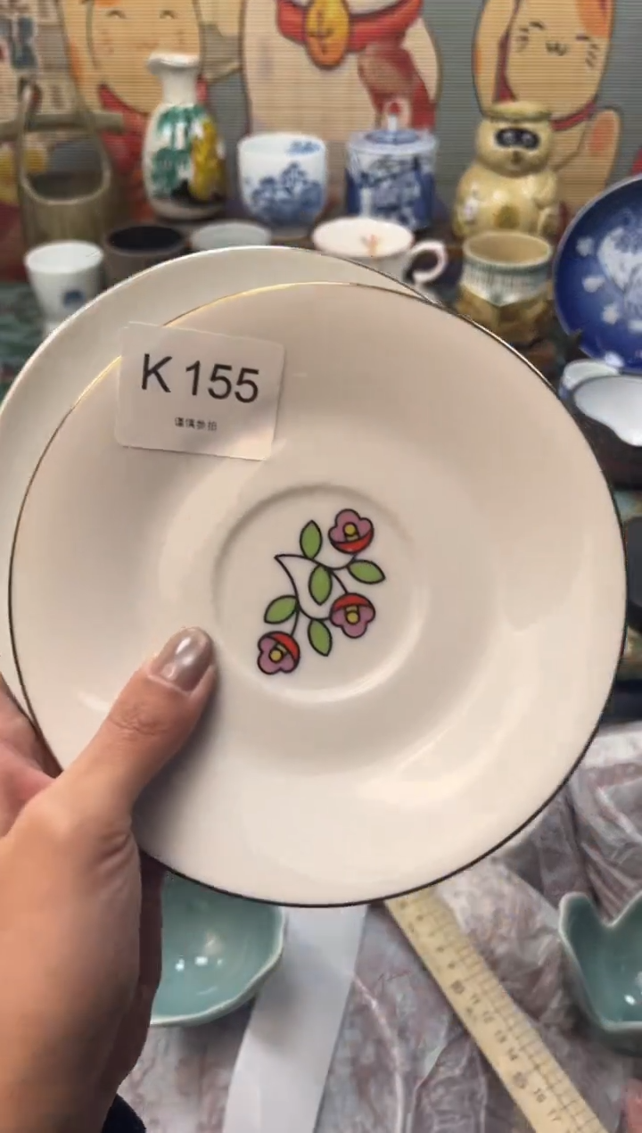 瓷片泠**?    K155