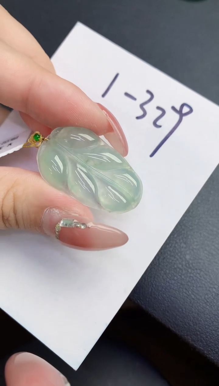 【闪购商品】翡翠颈饰18K金镶嵌0000000000000