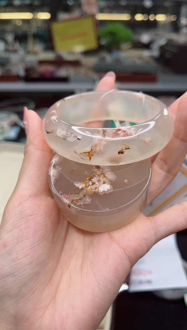 【闪购商品】石英质玉手镯未镶嵌55圈口（赠品镯心）6600057