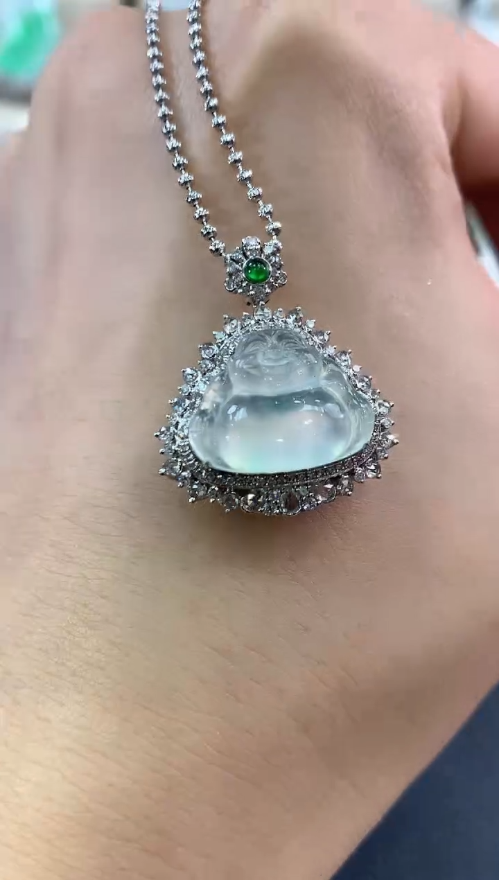 【闪购商品】翡翠吊坠(不含链)18K金镶嵌C74