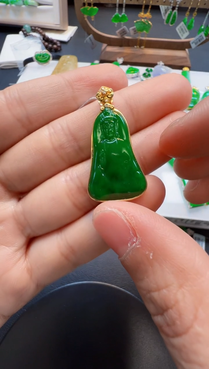 【闪购商品】定制翡翠18K金镶嵌5800元