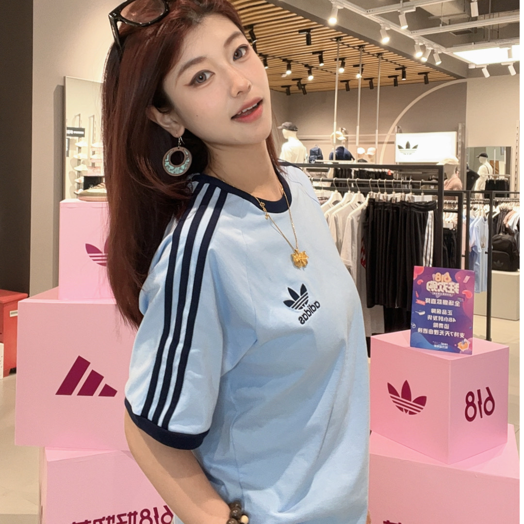 adidas/阿迪达斯新款复古穿搭运动时尚宽松圆领短袖T恤JN7018