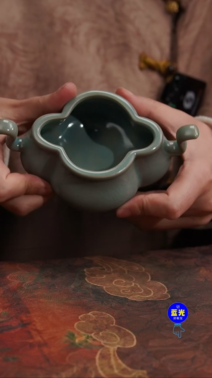 摆件瓷瑕品清凉寺原矿釉海棠炉0098